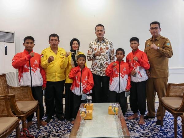  Musa Rajekshah Beri Semangat Atlet Kungfu Tradisional Asal Samosir